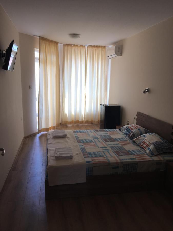 Sunny Life Hotell Nesebar Exteriör bild