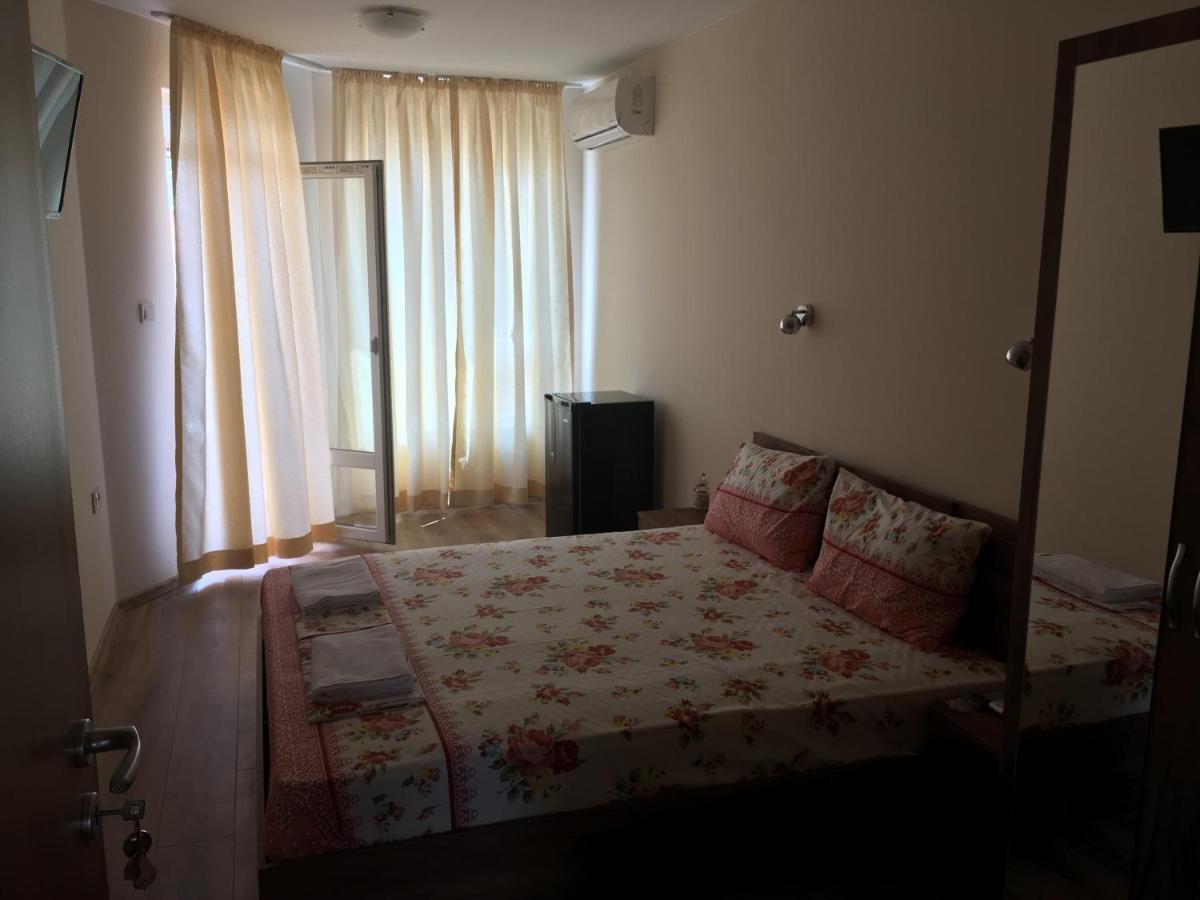 Sunny Life Hotell Nesebar Exteriör bild